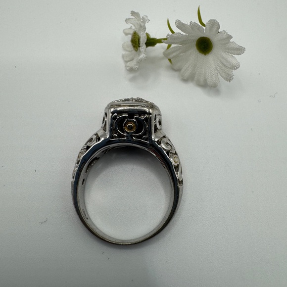 Vintage-Style Sterling Silver Ring with Pave Setting - Size 7 - Picture 10 of 16